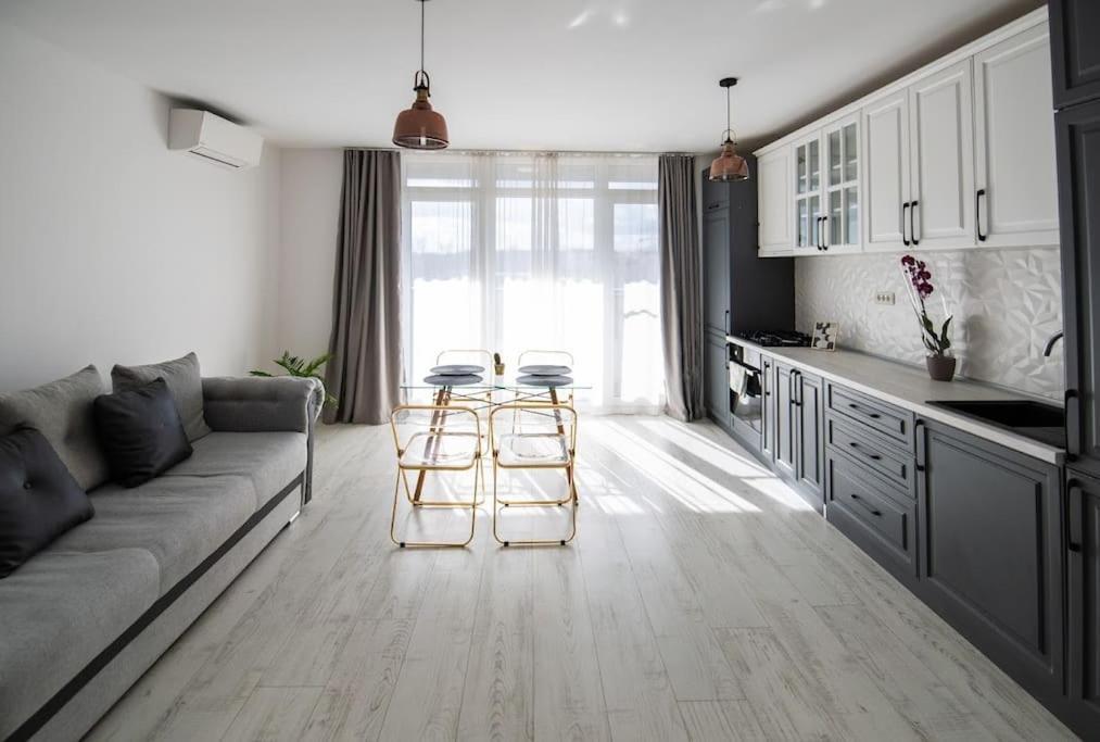 Urban Confort. Apartament Modern Si Luminos Rebreanu Тимишоара Экстерьер фото