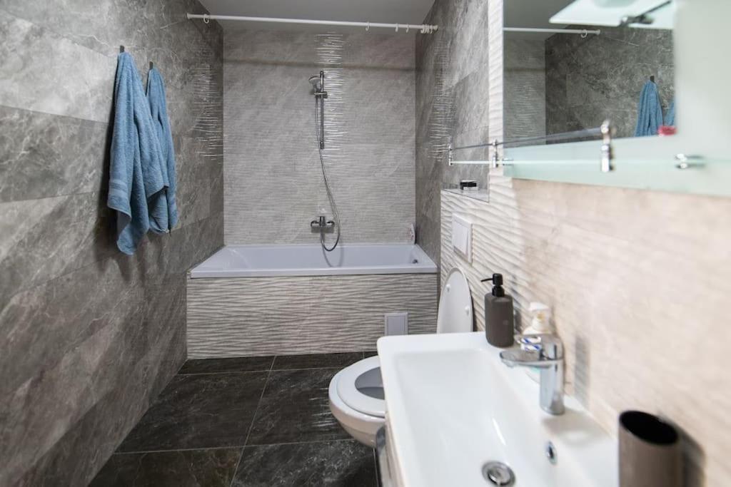 Urban Confort. Apartament Modern Si Luminos Rebreanu Тимишоара Экстерьер фото