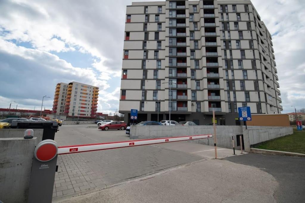 Urban Confort. Apartament Modern Si Luminos Rebreanu Тимишоара Экстерьер фото